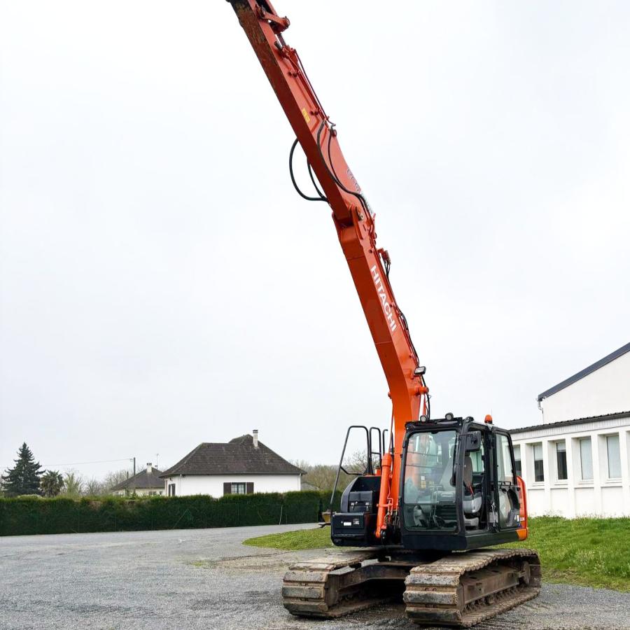 Pelle Hitachi ZX130LCN-6 Pelle sur chenilles 14T