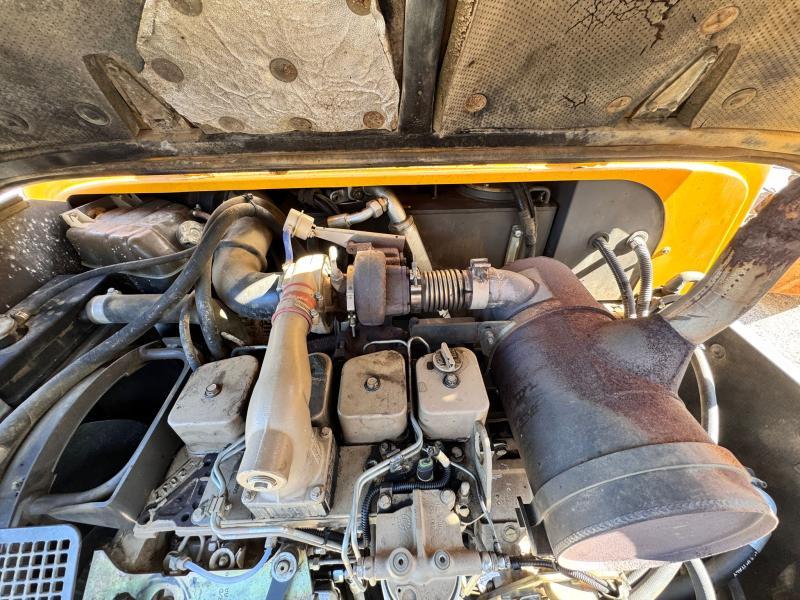 Pelle Mecalac 12 MXT Pelle à pneus articulée 9T