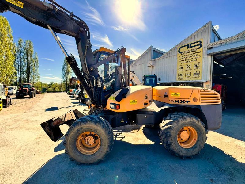 Pelle Mecalac 12 MXT Pelle à pneus articulée 9T