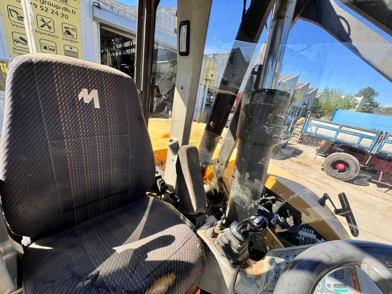 Pelle Mecalac 12 MXT Pelle à pneus articulée 9T