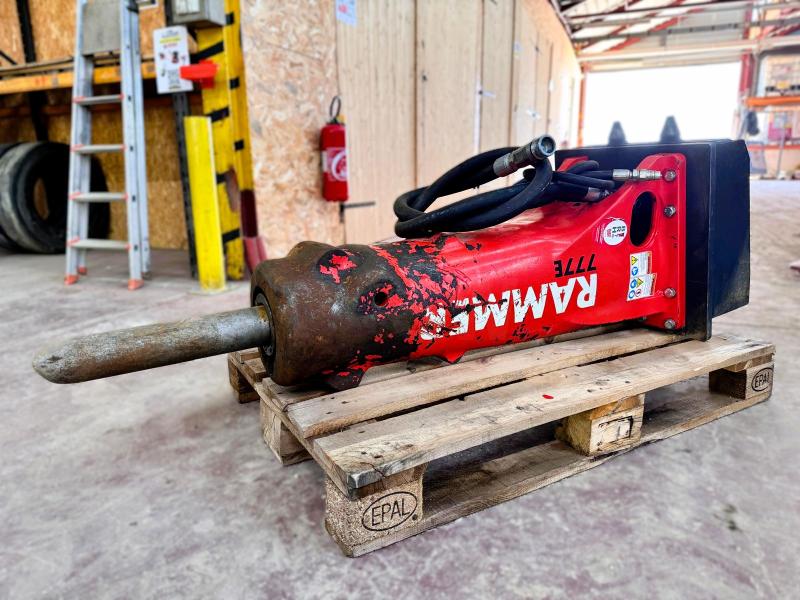 Équipements TP RAMMER 777E Brise-roche hydraulique BRH