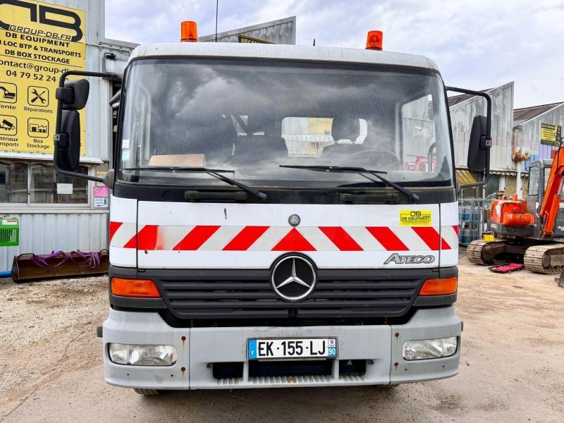 Camion Mercedes ATEGO 1218 Camion benne grue grappin hayon