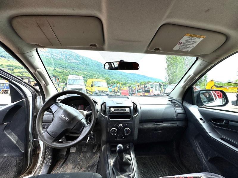 Voiture Isuzu D-MAX TFS86 PICKUP 4x4 AVEC BENNE ELECTRIQUE