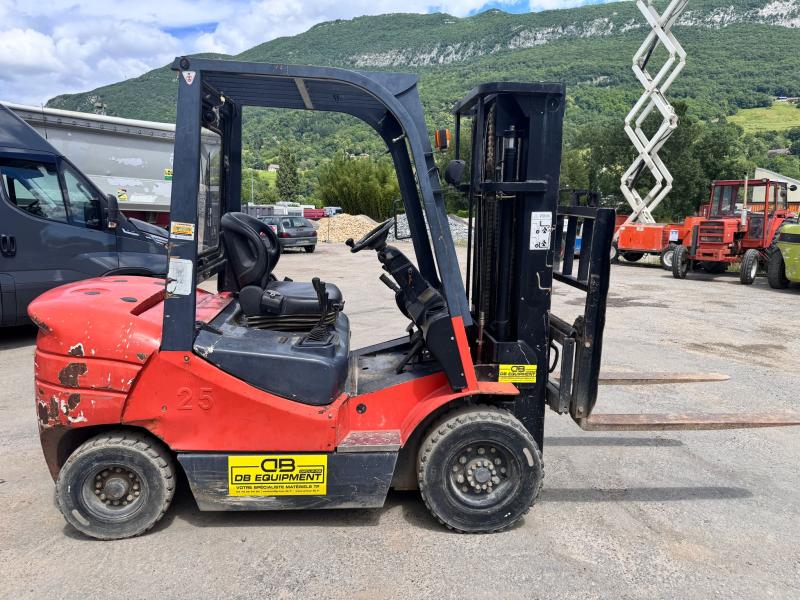 Chariot élévateur Feeler FD25-CTJ Chariot élévateur diesel 2,5T 4,7m