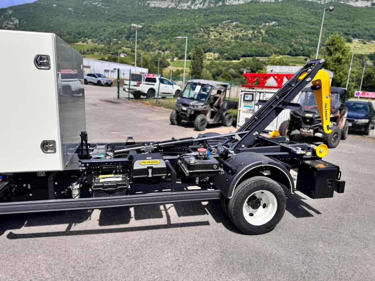 Utilitaire Isuzu M27 GEN2 3.0L 150CH - Utilitaire polybenne 3,5T