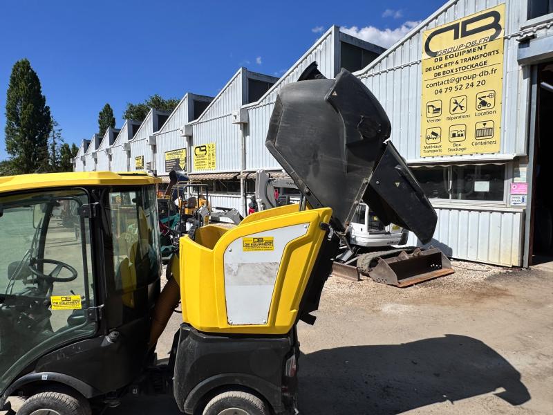 Matériel de nettoyage KARCHER MC50 Balayeuse aspiratrice de voirie
