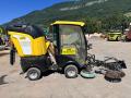 Matériel de nettoyage KARCHER MC50 Balayeuse aspiratrice de voirie
