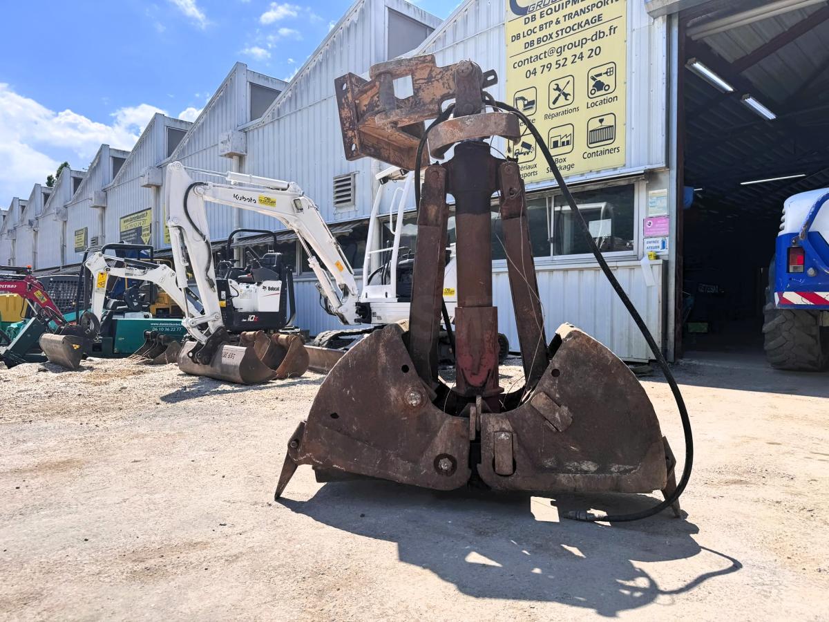 Mecalac Benne preneuse avec attache rapide Mecalac pour pelle