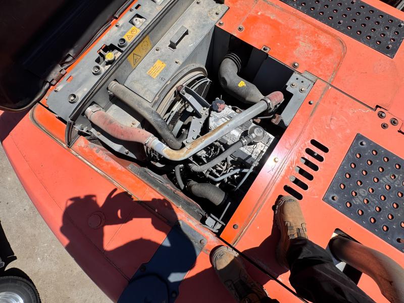 Pelle Hitachi ZX210-3 Pelle sur chenilles 22T
