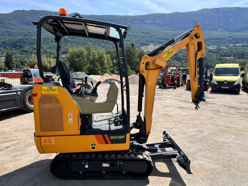 Pelle LiuGong 9018F Mini-pelle sur chenilles 1,8T Modèle d'expo
