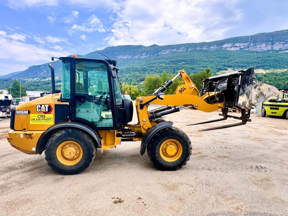 Chargeuse Caterpillar 906M Chargeuse sur pneus 6T