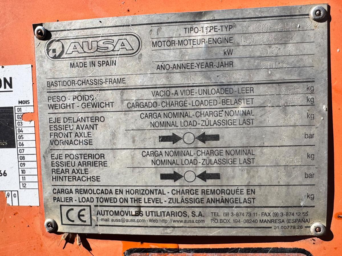 Tombereau Ausa 120 AHG Dumper articulé 4x4 à benne gyroscopique