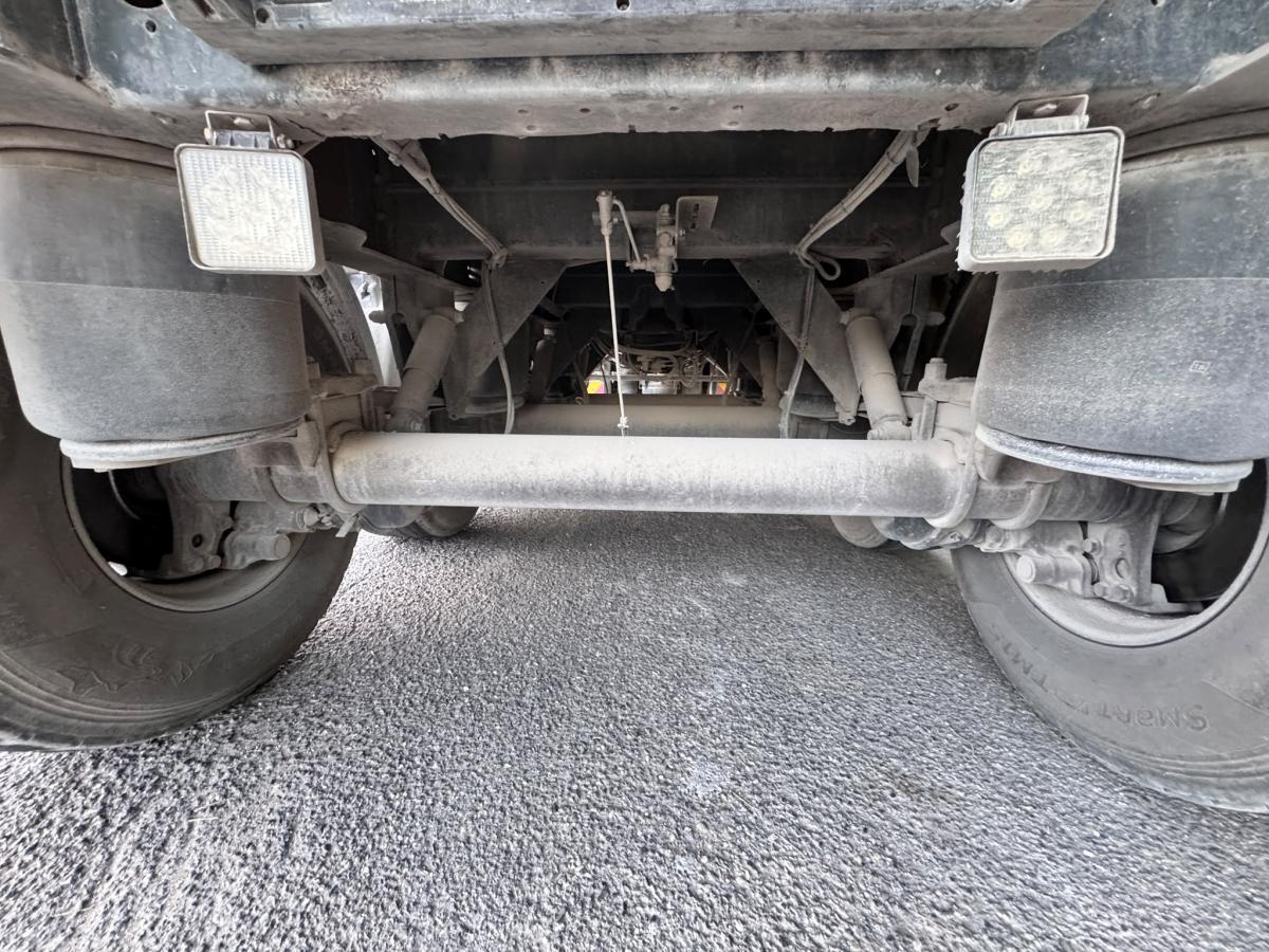 Semi-remorque Schmitz Cargobull SKI24 Semi-remorque benne TP aluminium