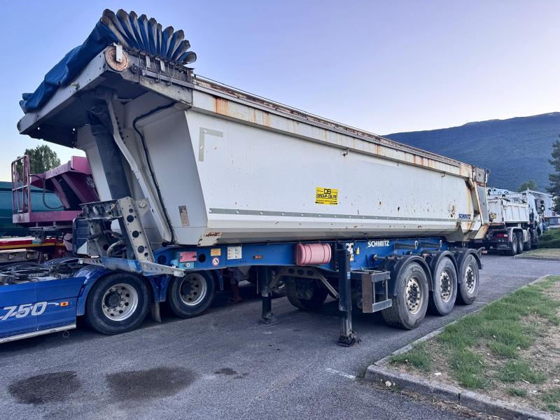 Schmitz Cargobull                 SGF-S3 Semi-remorque benne TP acier