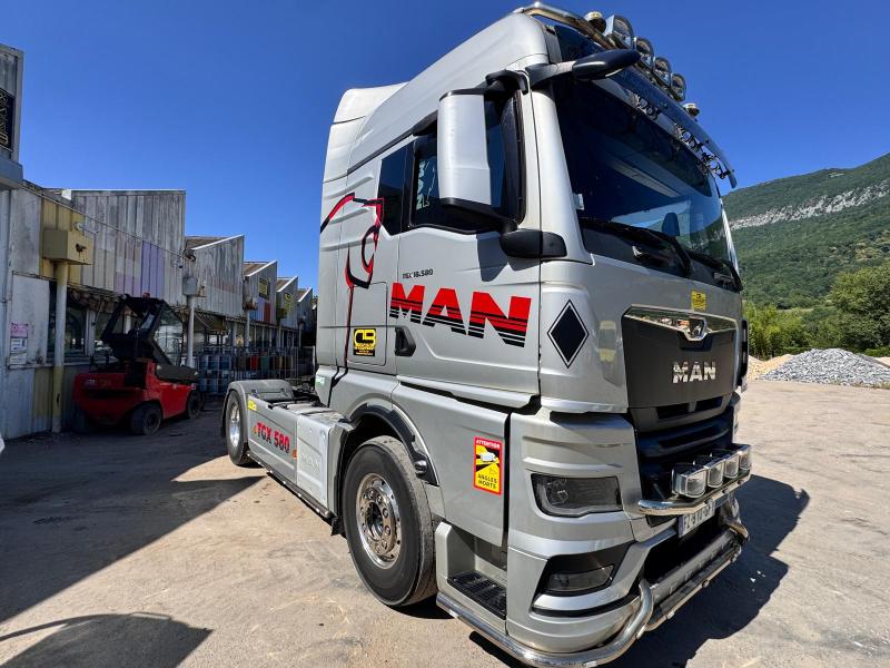 Tracteur MAN TGX 18.580 Tracteur routier EURO6 avec kit Hydraulique