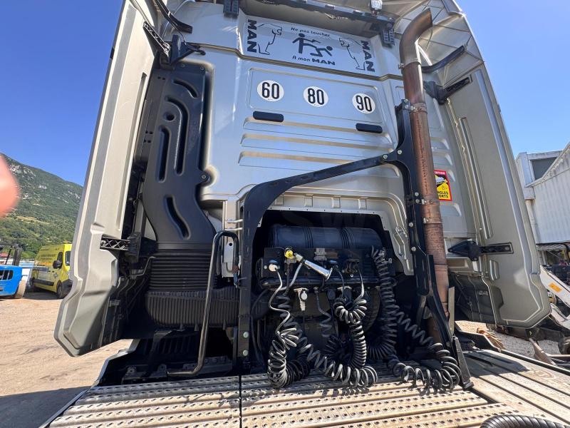 Tracteur MAN TGX 18.580 Tracteur routier EURO6 avec kit Hydraulique