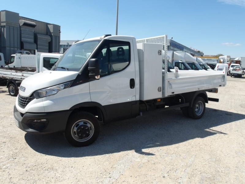 Benne Iveco Daily 35C16 Benne arrière
