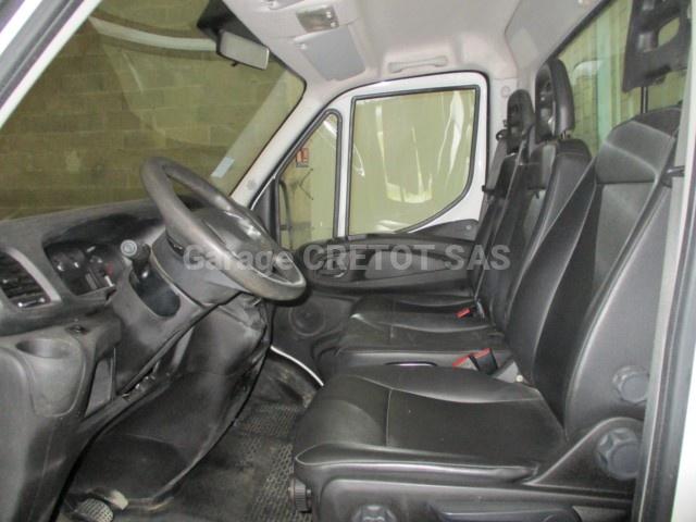 Benne Iveco Daily 35C14 Benne arrière