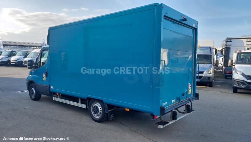 Photo Iveco Daily 35S14 image 4/17