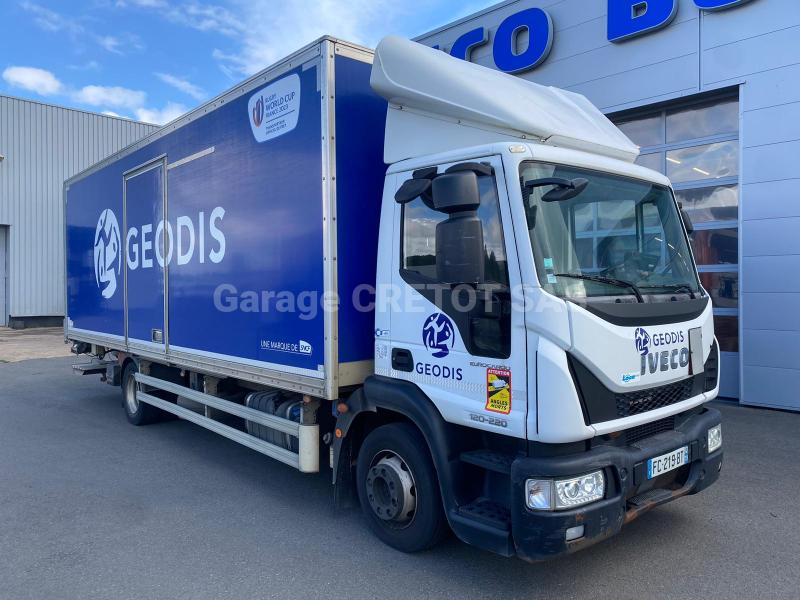 Fourgon Iveco Eurocargo ML 120 E 22 P Déménagement