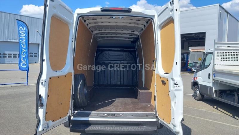 Fourgon Iveco Daily 35S14V12 Fourgon tôlé