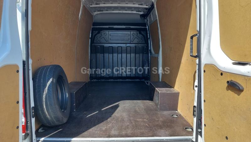 Fourgon Iveco Daily 35S14V12 Fourgon tôlé