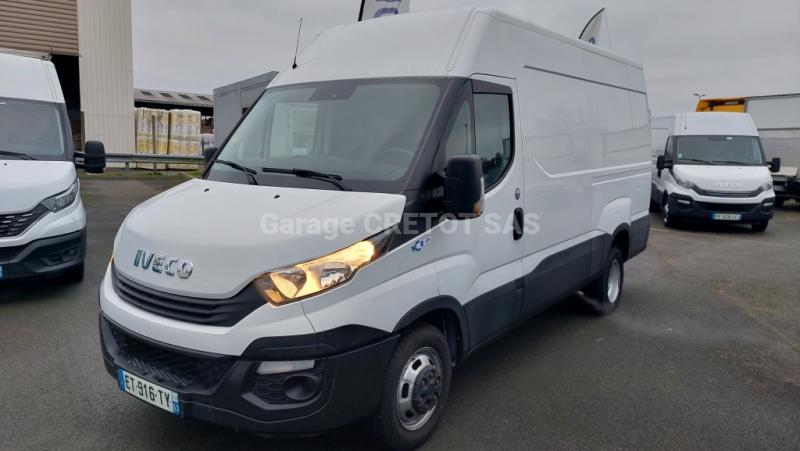 Fourgon Iveco Daily Fourgon tôlé