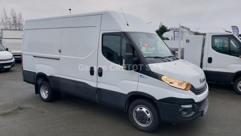 Fourgon Iveco Daily Fourgon tôlé