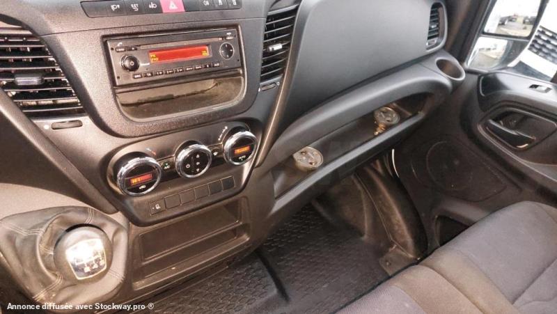 Photo Iveco Daily 35C14V12 Euro6 image 7/7