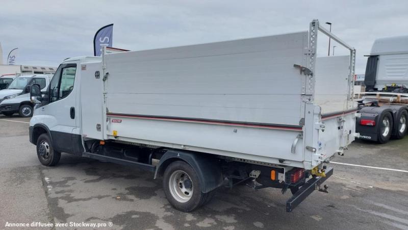 Photo Iveco Daily 35C16 image 2/8
