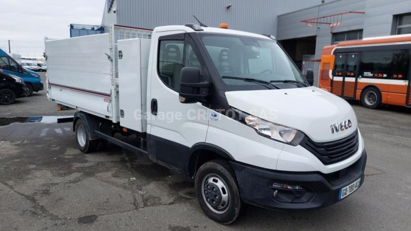 Benne Iveco Daily 35C16 Benne arrière