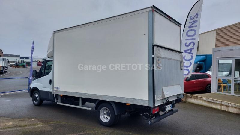 Caisse grand volume Iveco Daily 35C16