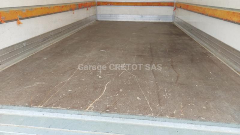 Caisse grand volume Iveco Daily 35C16