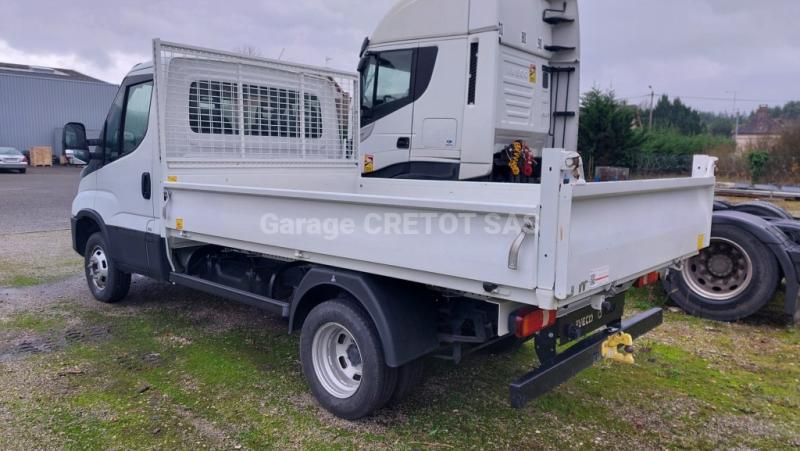 Benne Iveco Daily 35C14 Benne arrière