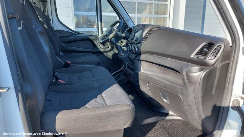 Photo Iveco Daily 35C14 image 10/13