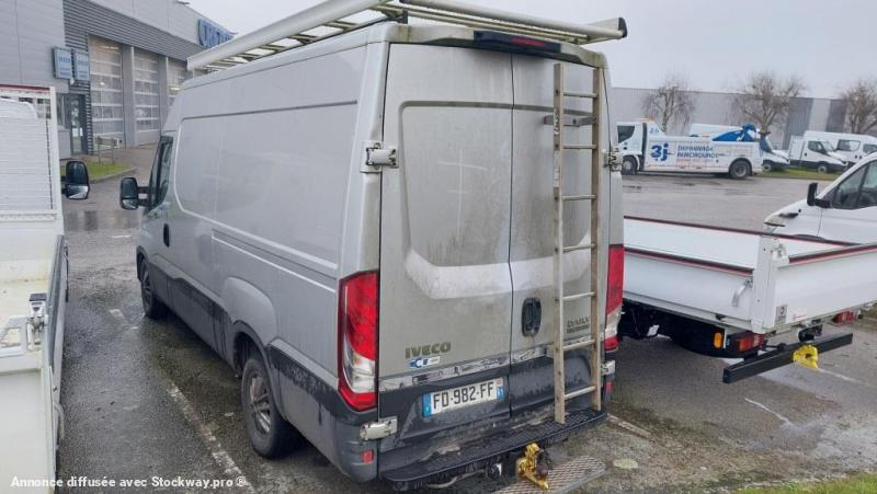 Photo Iveco Daily 35S21V image 2/7