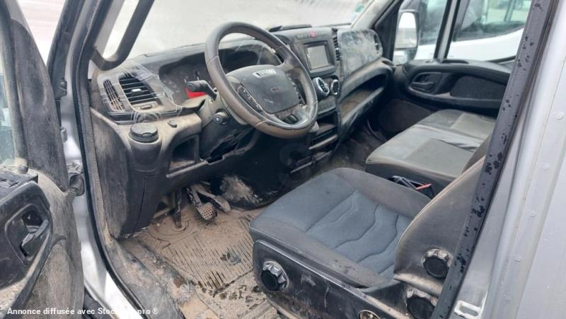 Photo Iveco Daily 35S21V image 6/7
