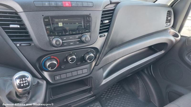 Photo Iveco Daily 35C16 image 6/17