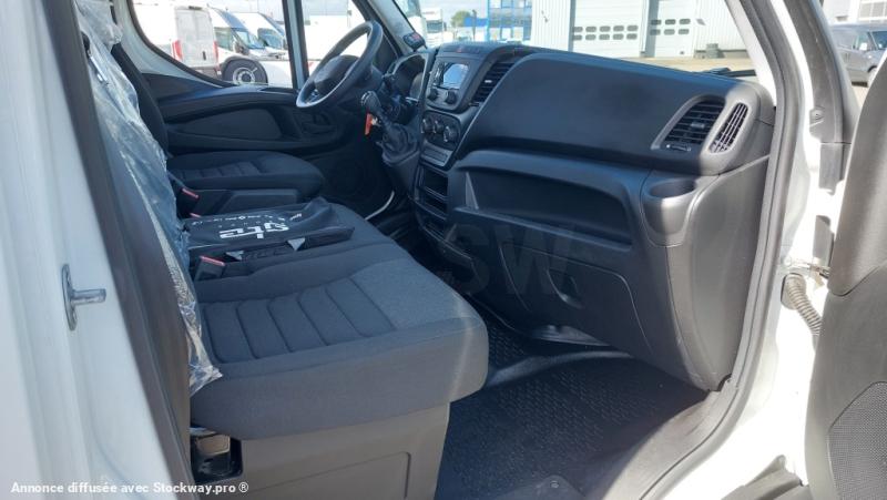 Photo Iveco Daily 35C16 image 7/17
