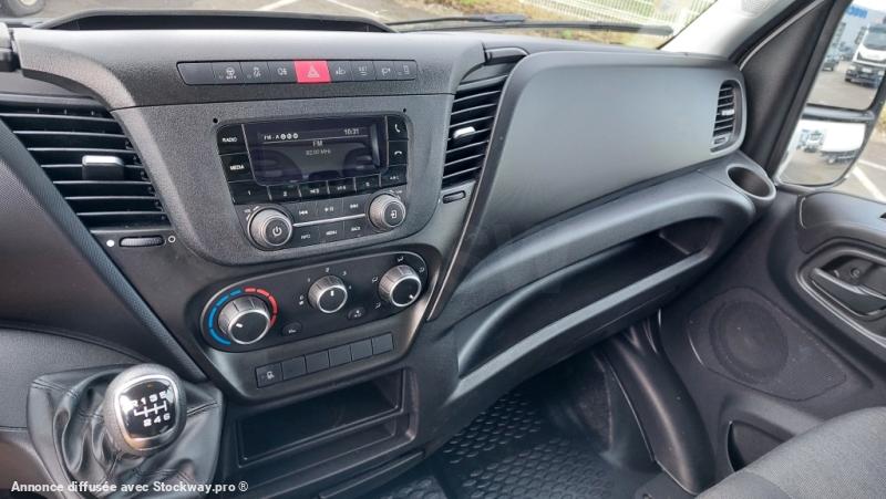 Photo Iveco Daily 35C16 image 6/13