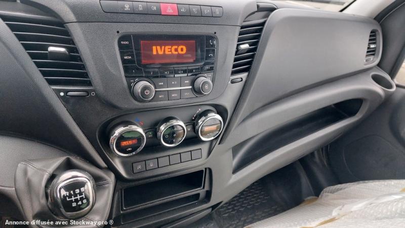 Photo Iveco Daily 35C16 image 6/12