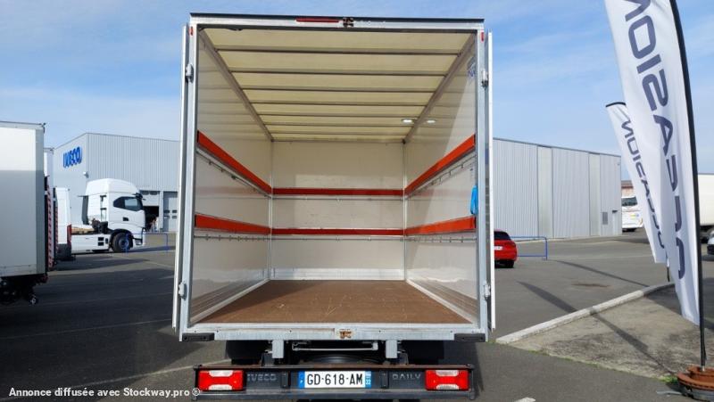 Photo Iveco Daily 35C16 image 5/9