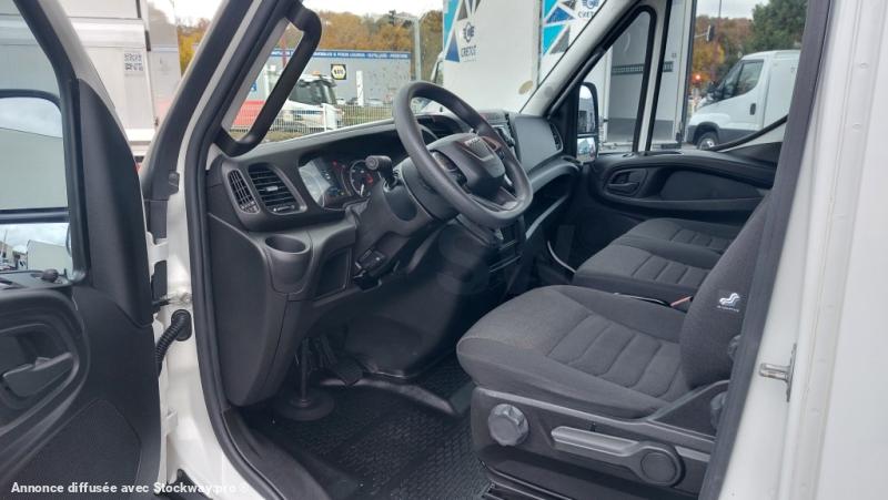 Photo Iveco Daily 35C18 image 6/10