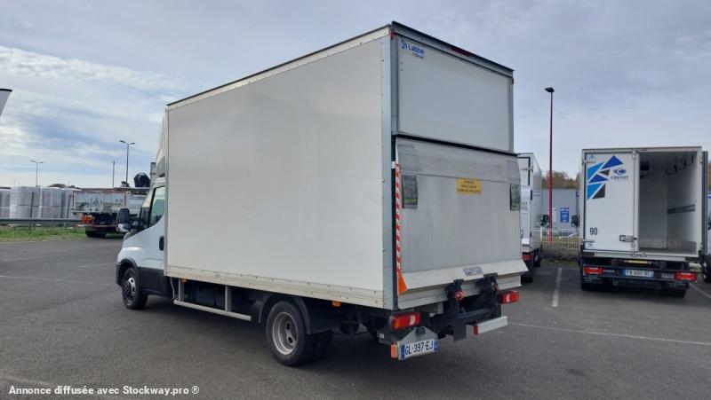 Photo Iveco Daily 35C16 image 2/12