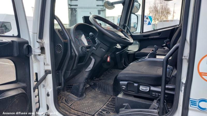 Photo Iveco Eurocargo ML 120 E 22 P image 6/12