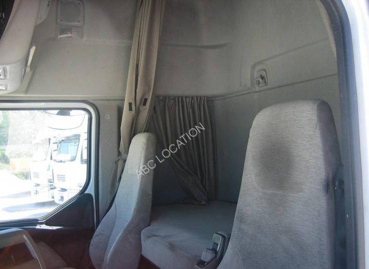 Photo Renault Premium 450.19  image 4/4