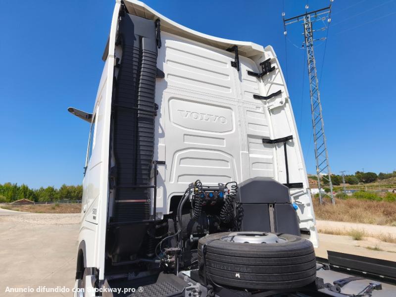 Photo Volvo FH 500 image 9/46