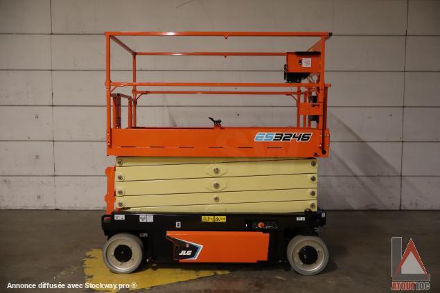 JLG 3246ES 
