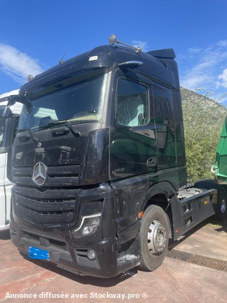 Mercedes Actros 1853