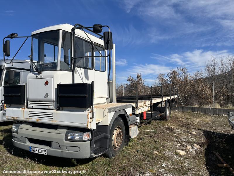 Photo Renault HATTY  image 2/8